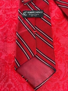 Roberto Capucci Roma Paris Men’s Red Striped 100% Silk Tie 56” x 3.5”